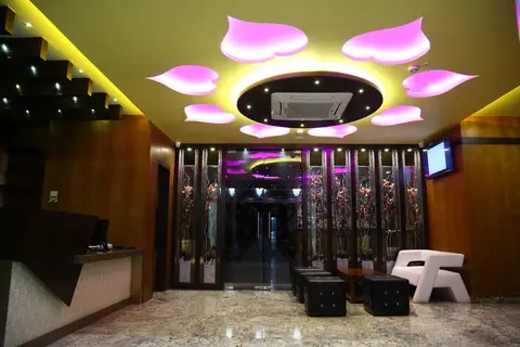 Antra Veg Restaurant | Best Veg Restaurant | Veg Dining Banashankari 3rd Stage, bar serving north indian, chinese in Padmanabhanagara, Benga
