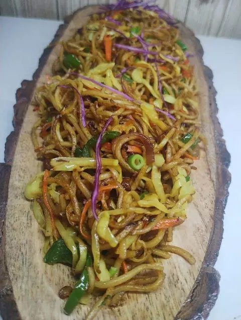 Hungry Tomato ಹಂಗ್ರಿ ಟೊಮೇಟೊ, restaurant serving north indian, chinese in Byrathi, Bengaluru
