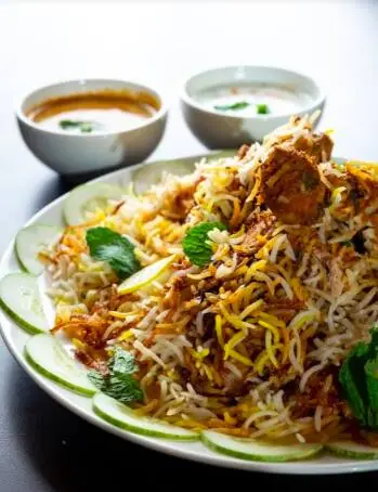 Honey Restaurant, restaurant serving chinese, north indian in Yamalur, Bengaluru