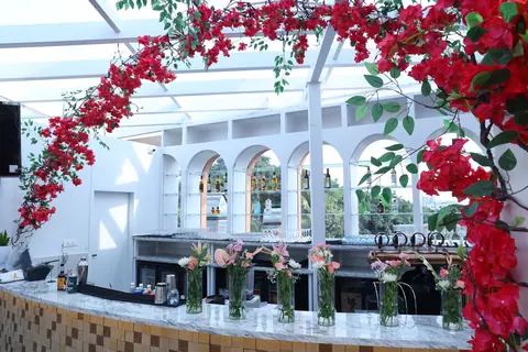 Eagle's Perch Restaurant, restaurant serving south indian, north indian in Sadashiva Nagara, Bengaluru