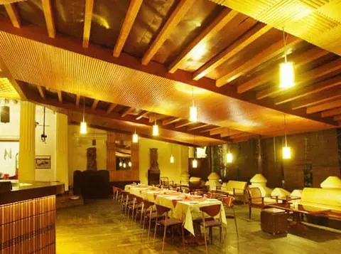 Gallops, restaurant serving north indian, chinese in Jayamahal, Bengaluru