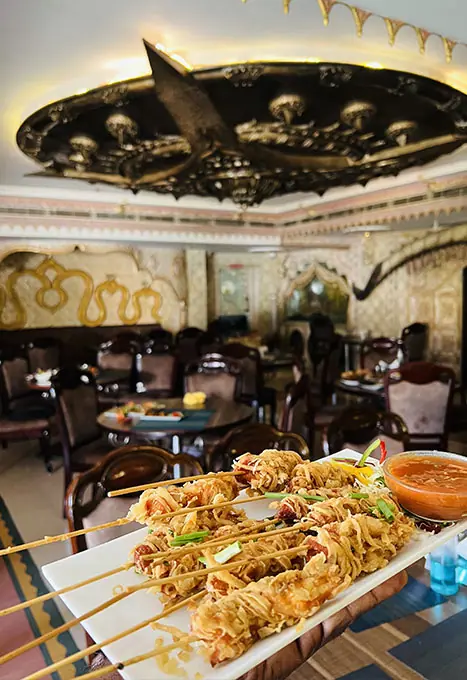 RR Durbar, restaurant serving indian in Yanamalakuduru, Vijayawada
