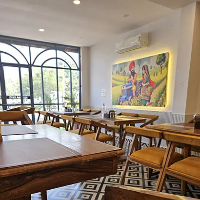 Kulcha King Parantha Singh