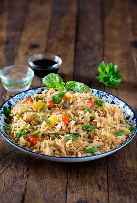 Les Fiesta Cafe, cafe serving chinese, beverages in Subramanyanagara, Bengaluru