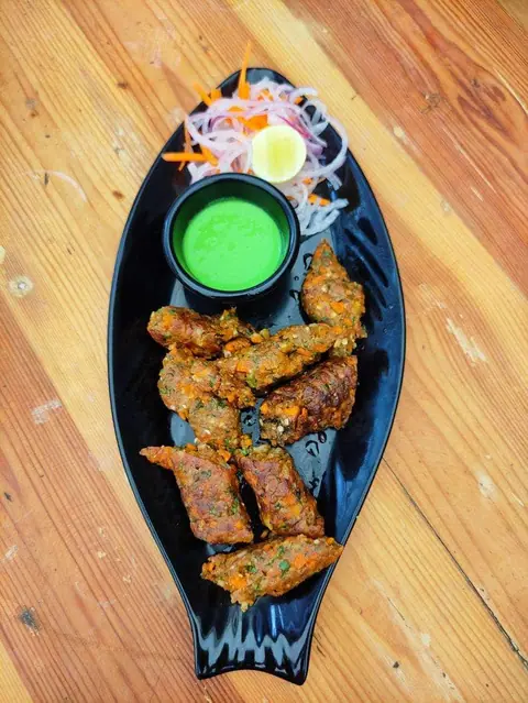 Robinhood Pub And Kitchen, bar serving north indian, chinese in Rajarajeshwari Nagara, Bengaluru