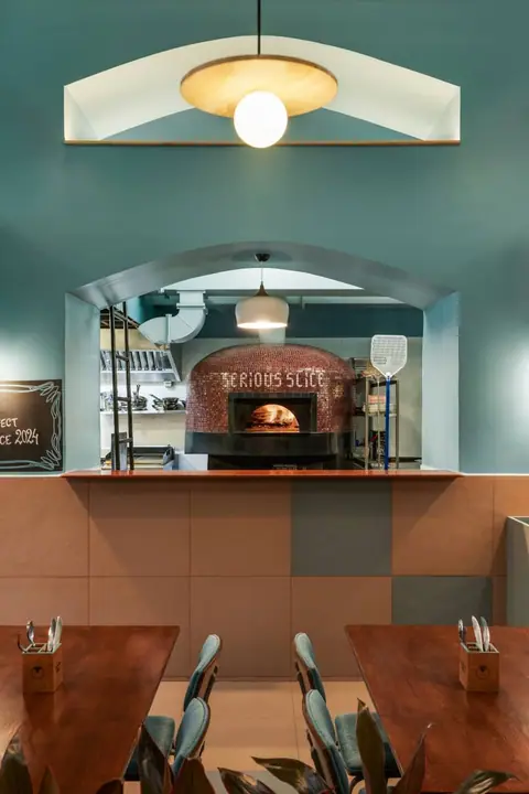 Serious Slice (Cunningham Road), restaurant serving pizza, sandwich in Vasanth Nagar, Bengaluru