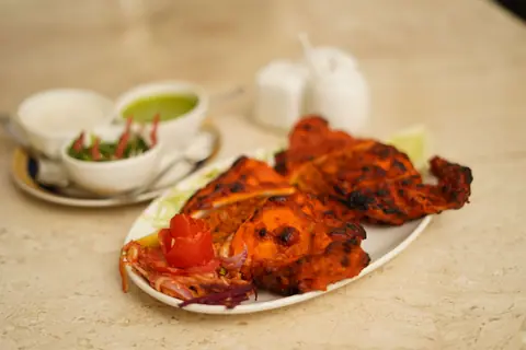 Suffa Restaurant, restaurant serving indian in Indore City, Indore