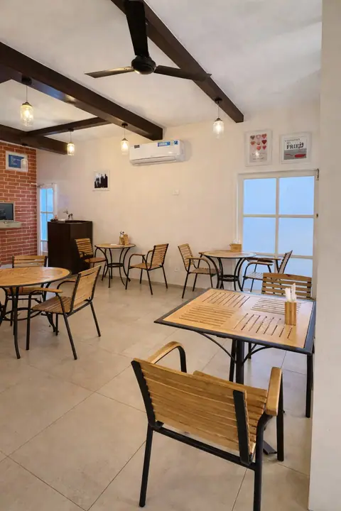 Glen’s Bakehouse, bakery serving bakery, coffee in HSR Layout, Bengaluru
