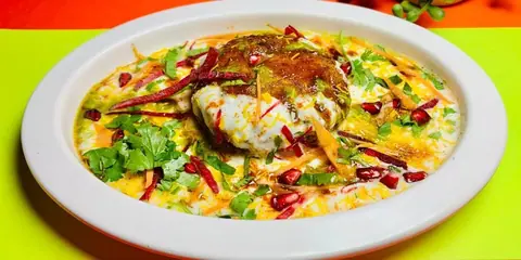Kapoor's Chaat Bhandaar, restaurant serving street food, desserts in Sulakunte, Bengaluru