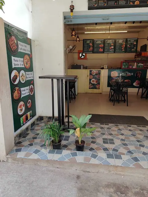 Grill Italie, restaurant serving pizza, italian in Munnenkolalu, Bengaluru