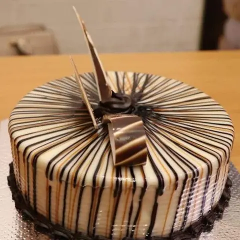 La Heaven, bakery serving bakery, desserts in Avalahalli, Bengaluru