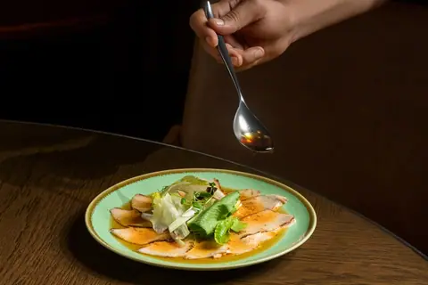 Vintage Asia, restaurant serving asian in Surat