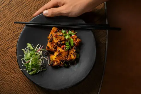 Vintage Asia, restaurant serving asian in Surat