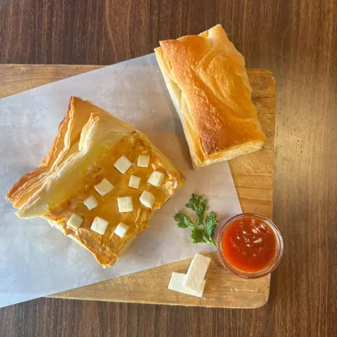The Gujarat Cafe, bakery serving gujarati, bakery in Priyadarshini, Bengaluru