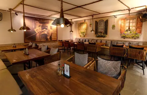 The Pizza Bakery - Church Street, bar serving pizza, italian in Church Street, Bengaluru
