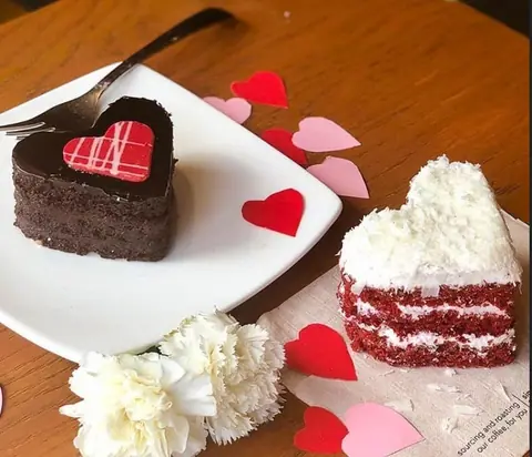 Starbucks, cafe serving coffee, desserts in Sadashiva Nagara, Bengaluru