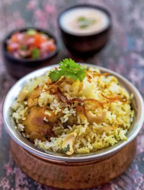 Komban Restaurant, cafe serving south indian, biryani in Horamavu, Bengaluru