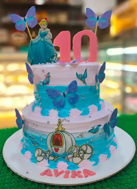 Bakes and Cakes, bakery serving bakery in HRC Professionals, Ghaziabad
