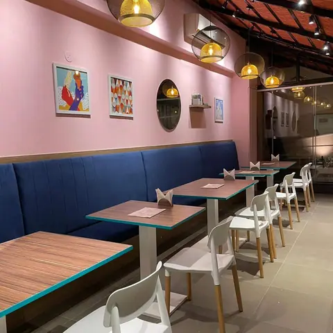 Lakeview Milk Bar, bar serving desserts, bakery in Whitefield, Bengaluru