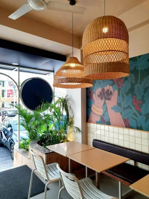 Third Wave Coffee, cafe serving pizza, beverages in Agara, Bengaluru