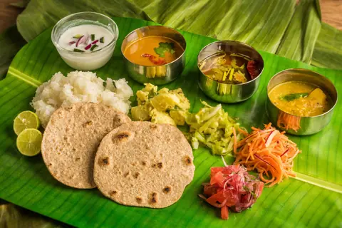 Kerala Mess, restaurant serving south indian, street food in Halasuru, Bengaluru