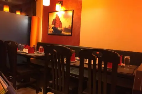 The Golden Wok, restaurant serving chinese, asian in Chembur, Mumbai