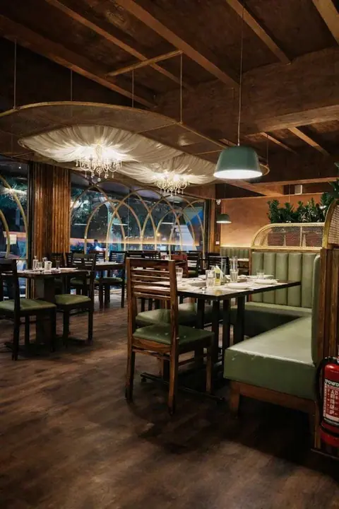 Chianti, bar serving italian, pizza in MG Road, Bengaluru
