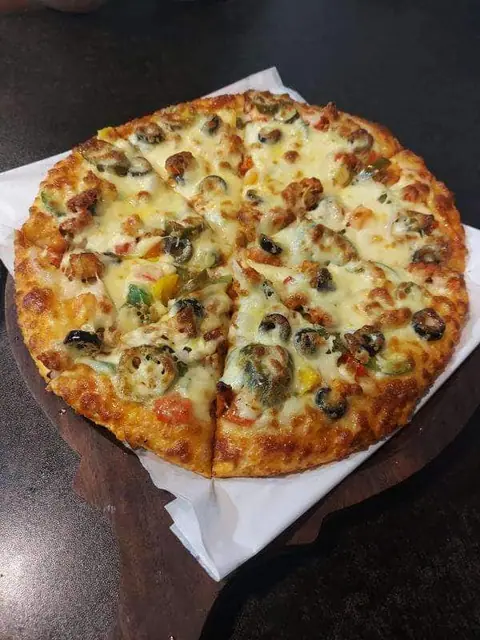 Pizza Hub, restaurant serving pizza, beverages in Soladevanahalli, Bengaluru
