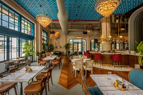 SAZ American Brasserie, restaurant serving american, continental in Bandra East, Mumbai