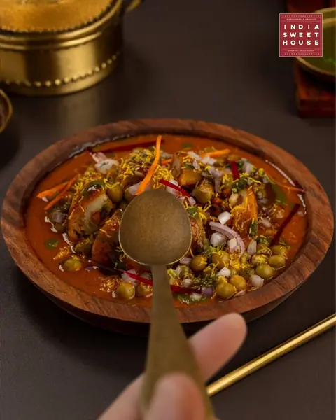 India Sweet House, sweet shop serving street food, desserts in Devanahalli