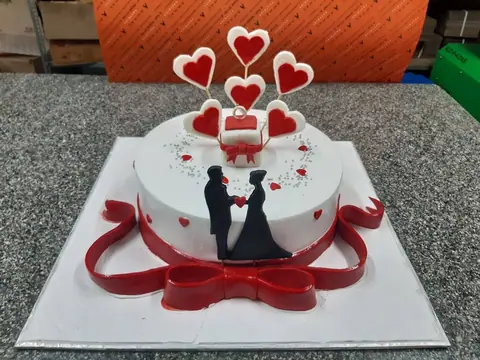 New Cake Of The Day, bakery serving bakery in Viswamanava Kuvempu, Bengaluru