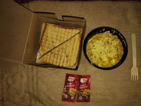 Chai Chowki, cafe serving street food, pizza in Sanjay Nagar, Bengaluru