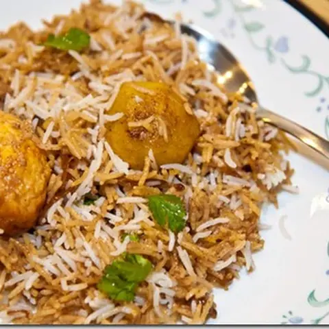 Calcutta Biryani Club, restaurant serving biryani, rolls in Munnenkolalu, Bengaluru