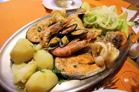 Representative photo of seafood food, not Big Fish Bar & restaurant palolem beach's own
