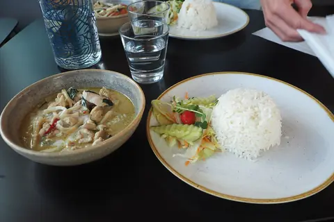 Representative photo of thai food, not Kimchi's own